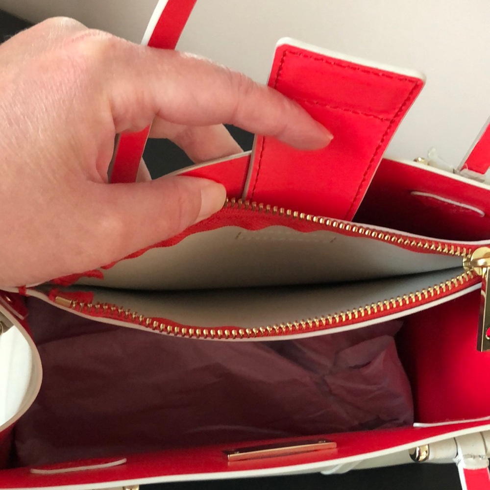 Kate Spade Purse - Picture 5 of 10